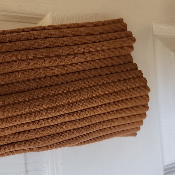 Brown Ribbed Button-Up Cardigan - Picture 4 of 4